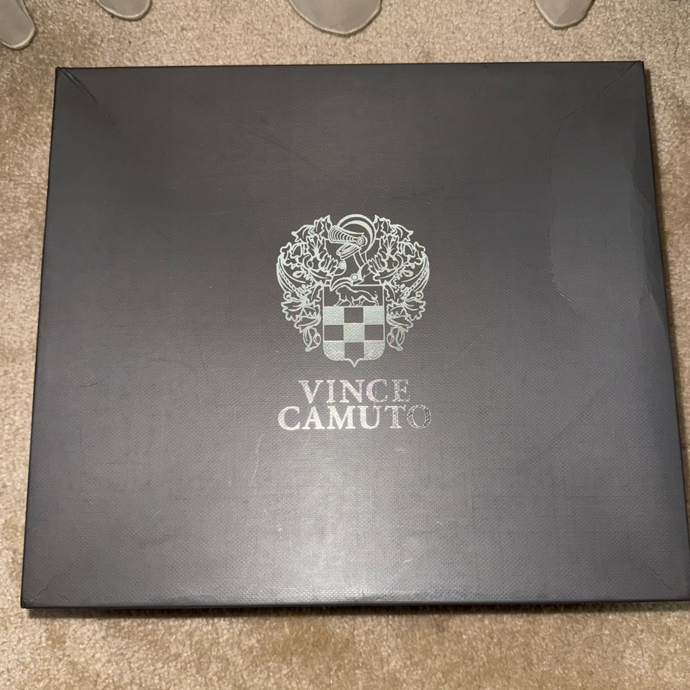 NEVER WORN Vince Camuto Black Heeled Boots with Pointed Toe - Picture 11 of 11